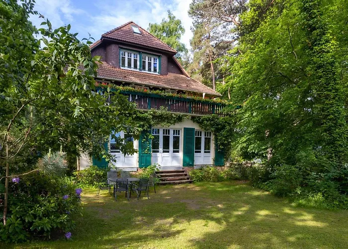 Strandvilla Hubertus Boltenhagen - H7 - Ferienwohnung Maisonette Apartment Kandinsky Mit Seitlichem Meerblick Parkplatz Wlan Voll Ausgestattete Kueche Garten Grillplatz Waldbaden Familie Suedlage