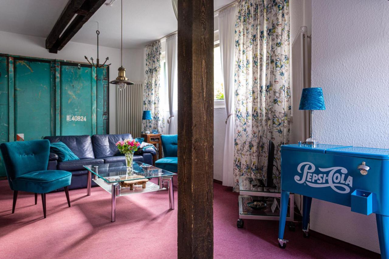Strandvilla Hubertus - H7 - Maisonette Kandinsky Mit Seitlichem Meerblick Parkplatz Wlan Voll Ausgestattete Kueche Garten Grillplatz Waldbaden Familie Suedlage Apartment Boltenhagen (Ostseebad)
