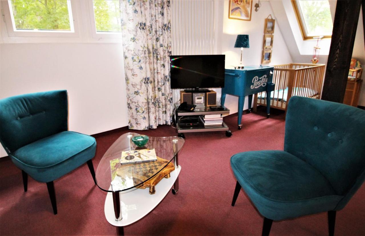 Apartment Strandvilla Hubertus - H7 - Maisonette Kandinsky Mit Seitlichem Meerblick Parkplatz Wlan Voll Ausgestattete Kueche Garten Grillplatz Waldbaden Familie Suedlage